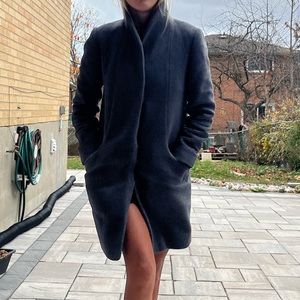 Dark Grey Aritzia - Wilfred Cocoon coat, size small, short